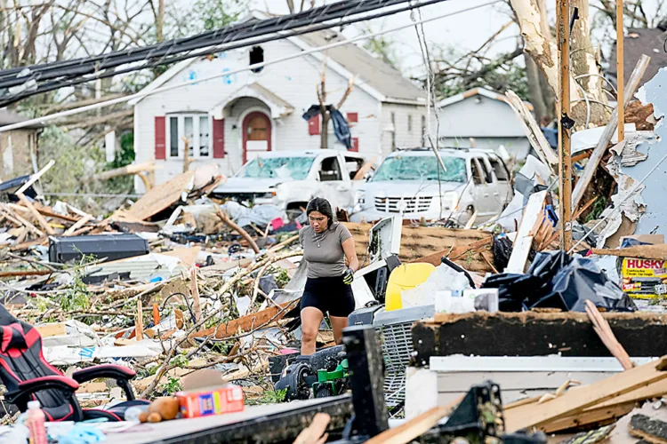 Tornado causes broad damage